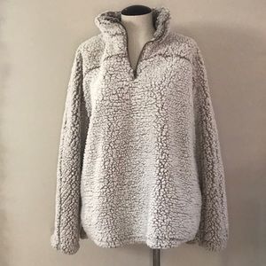 Sherpa quarter zip pull over